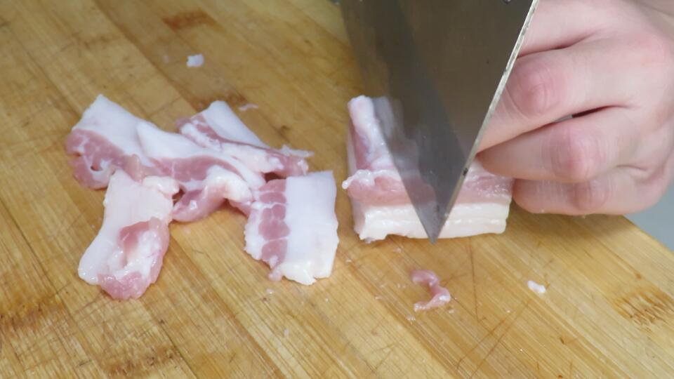 白菜炖粉条怎样做才最好吃,五花肉炖白菜炖豆腐炖粉条的做法