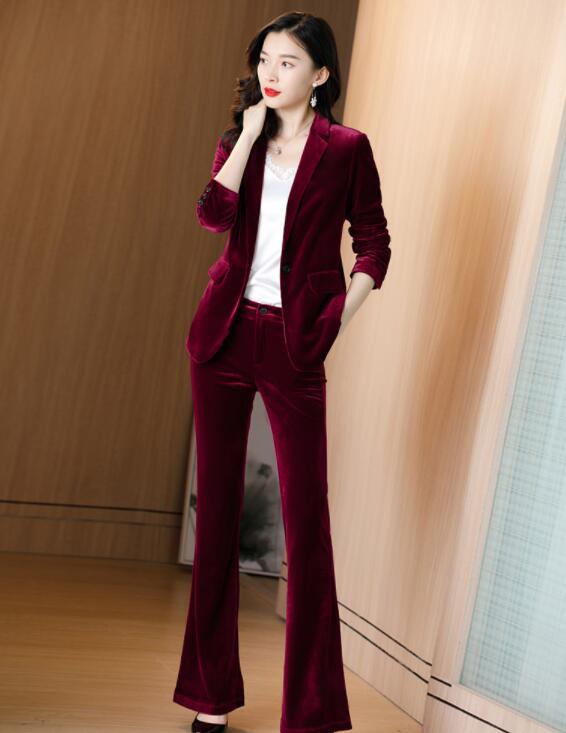 小西装怎样搭配好看,小西装怎么搭配好看