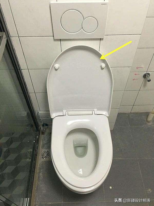 马桶坑距改造不加移位器,马桶移位10公分不砸砖怎么移