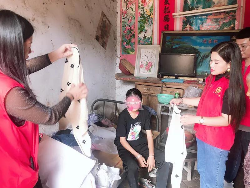 日行一善爱心公益活动,阜南志愿者活动