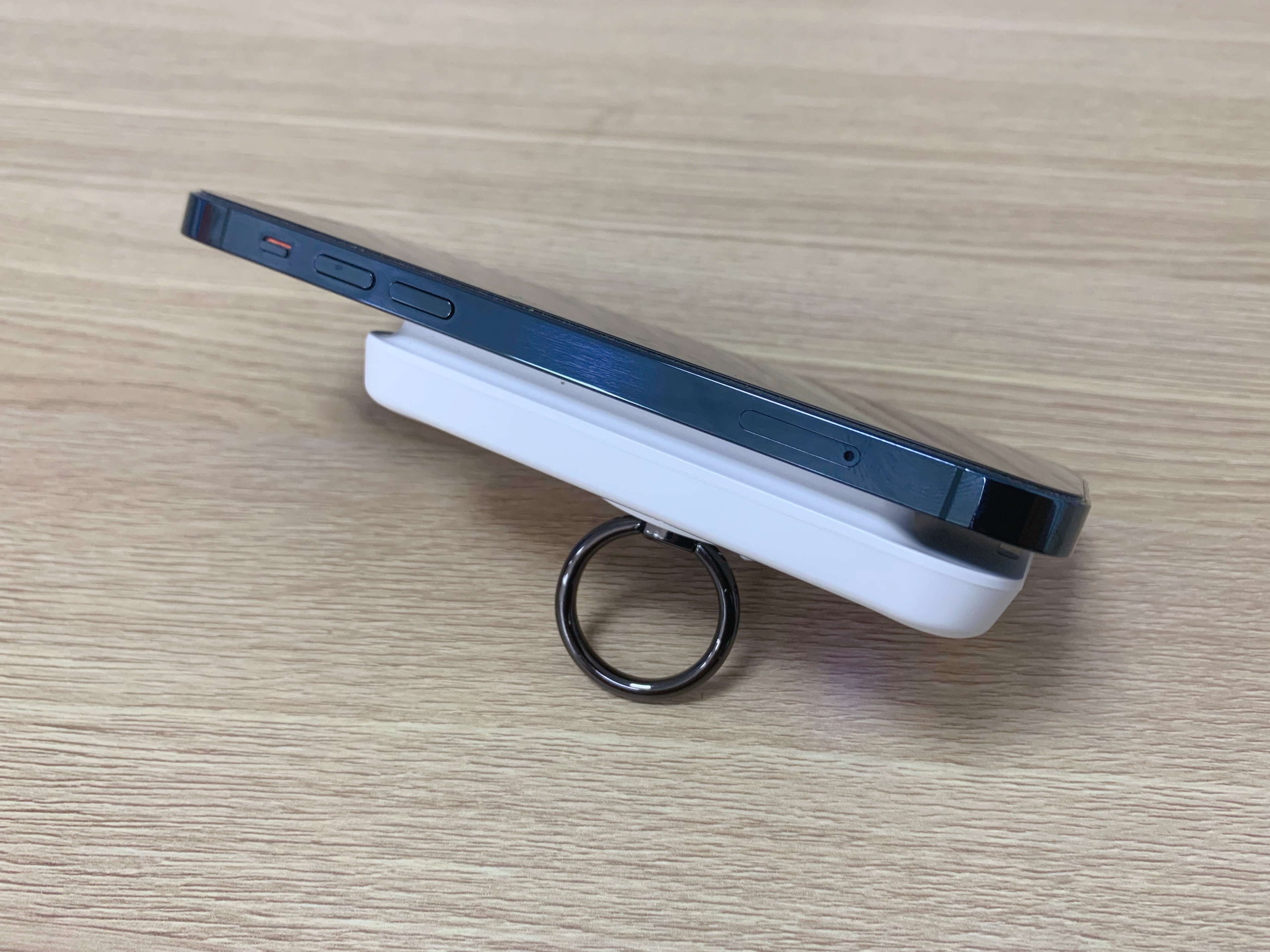 iwalk应急快充充电宝,iwalk无线直插充电宝