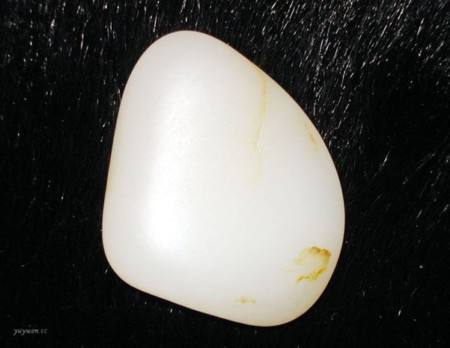 玉石的作用与功效,玉石的功效与作用是什么