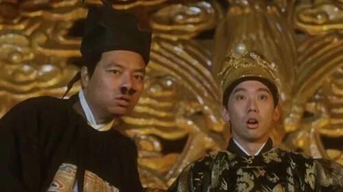 鐩樼偣鍛ㄦ槦椹扮數褰变腑鐨勮窇榫欏婕斿憳,鐩樼偣鍛ㄦ槦椹扮數褰遍噷闈㈢殑榫欏