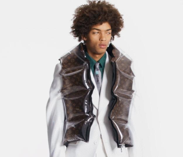 lv充气外套有人买吗,为什么lv的充气外套那么贵