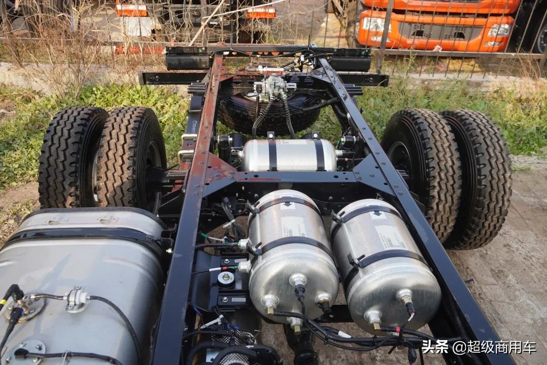 凯运蓝鲸5.2车型,凯运和凯运蓝鲸有什么区别