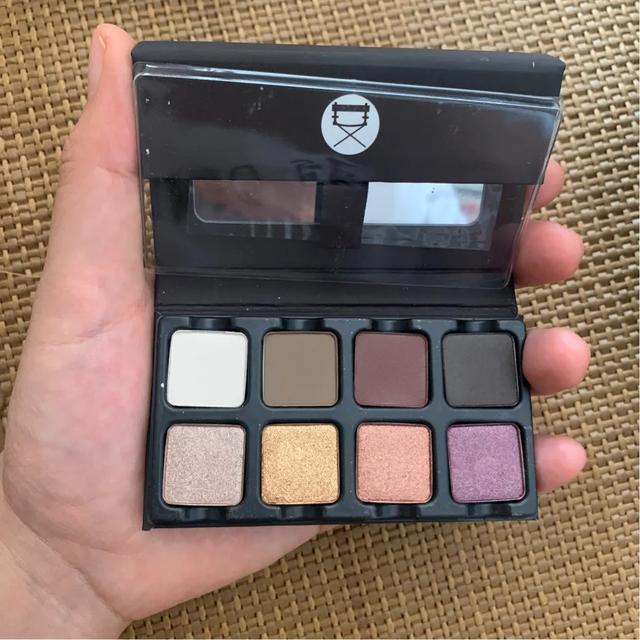 化妆师的化妆包里有什么,化妆师包里必备