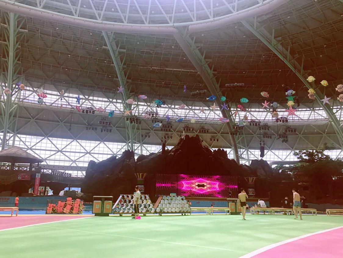 听戏享受这悠闲时光,听戏喝酒自在逍遥