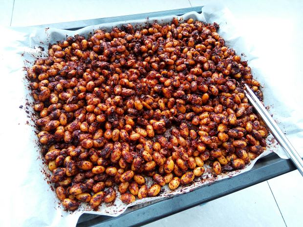 黄豆怎么成酱油,黄豆应该怎么弄才能变成豆芽