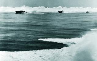 黑白照片的诉说——著名军旅摄影家张健昌摄影佳作背后的故事