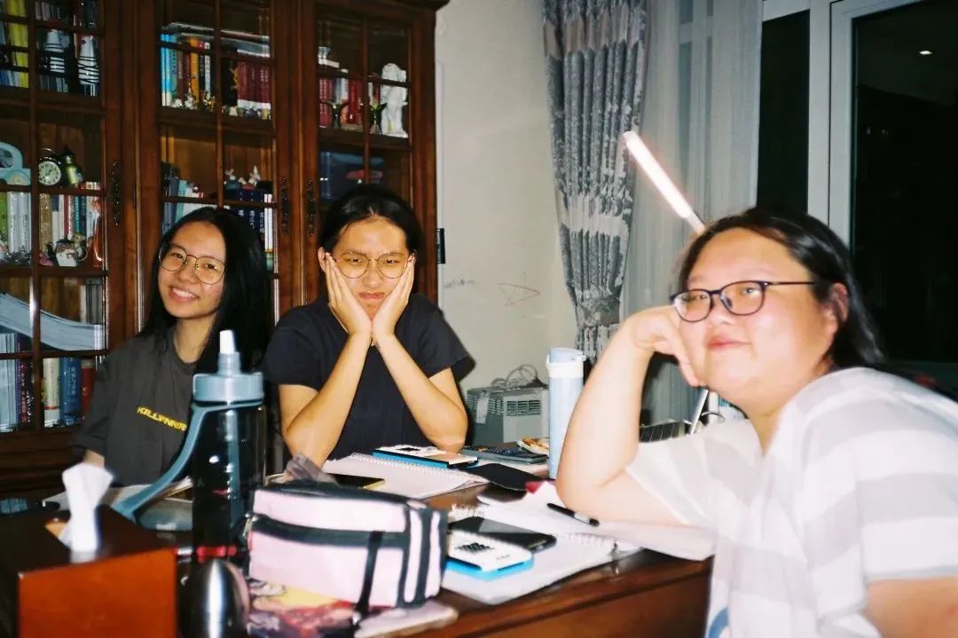 转新学校不适应,读了国际学校反而很迷茫