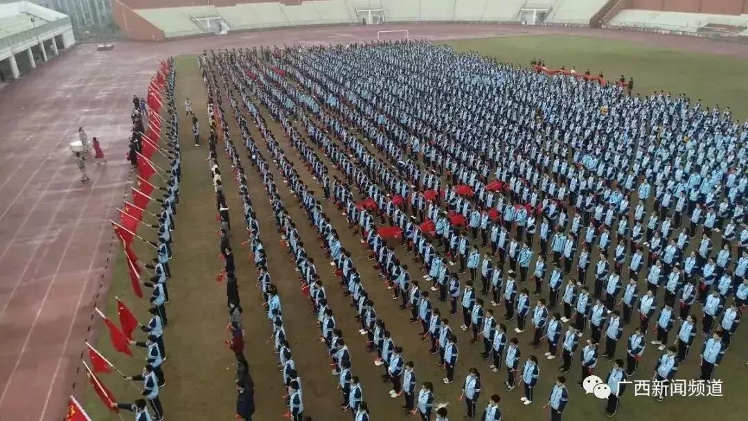 南宁民办“小升初”今年不“考”了？！电脑派位+面谈为何让家长更焦虑