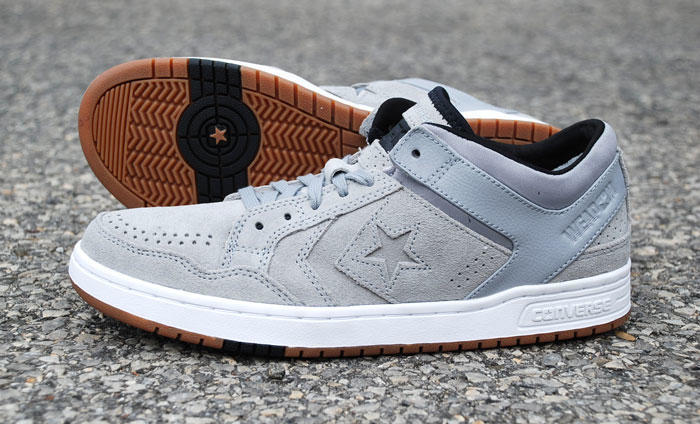 以前篮球运动员穿匡威的鞋,科比穿过的匡威篮球鞋