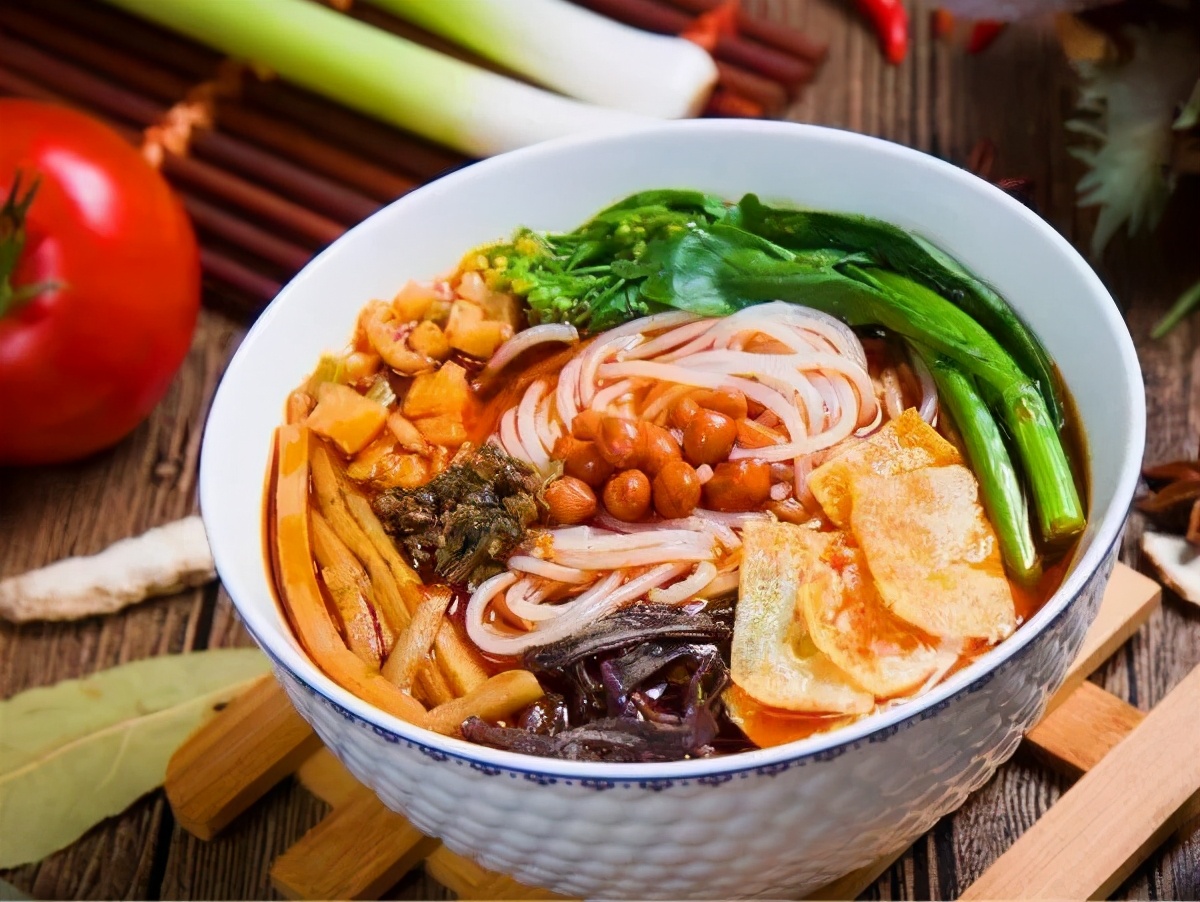 柳州螺蛳粉培训中心,柳州黄哥螺蛳粉