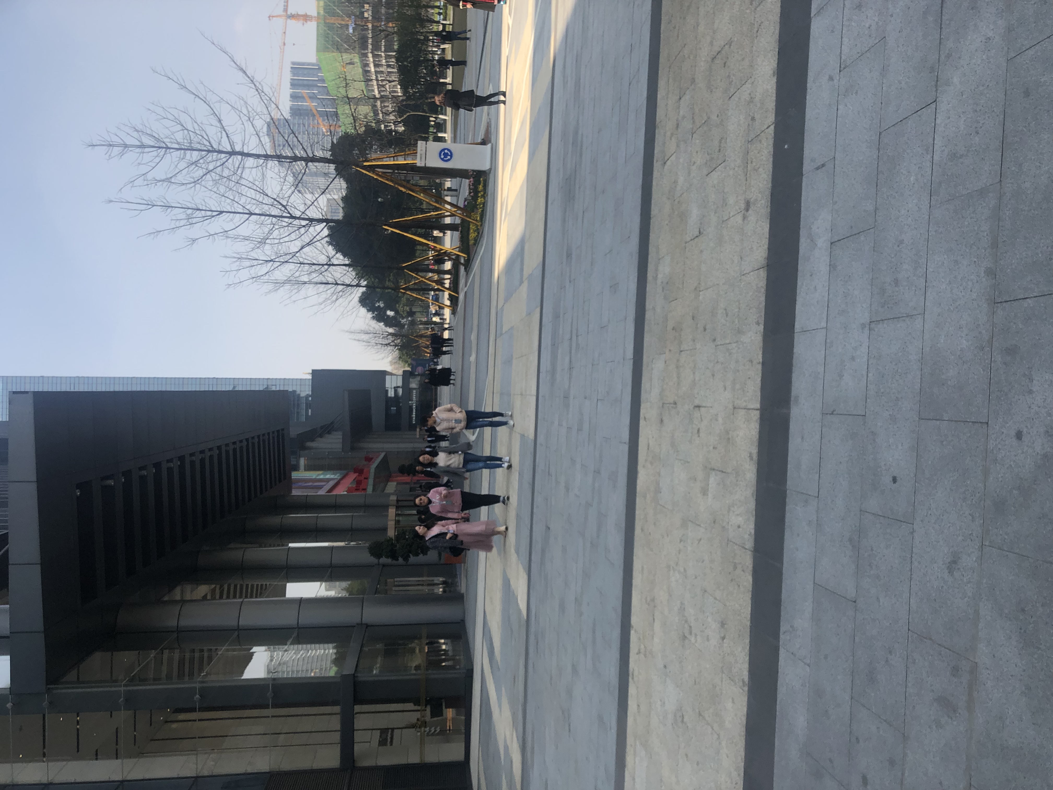 中海国际中心:成都996一条街?