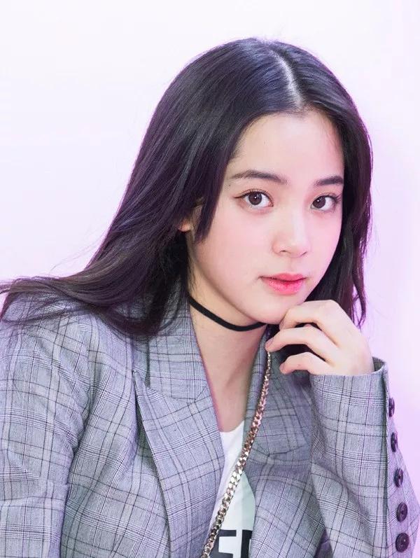 短发大饼脸2022年最流行的发型,大饼脸适合什么发型短发