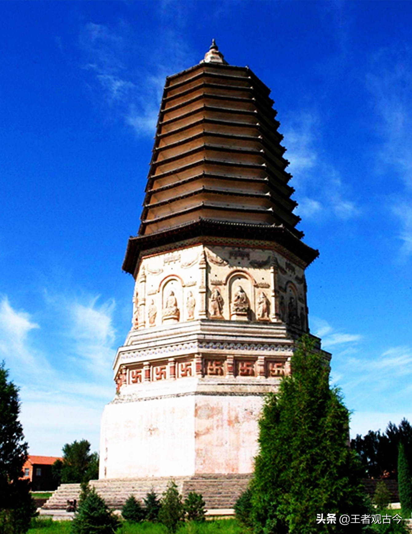 契丹五京路路相连：先以上京、后以中京为中心，联系其他三京