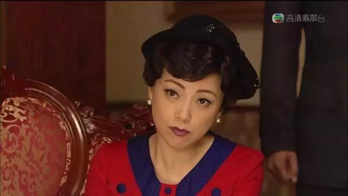 优雅连衣裙穿搭夏天,秋冬黑色西装连衣裙穿搭技巧