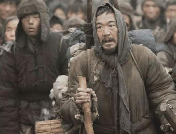 蝗虫为什么会出现蝗灾,蝗虫为什么会进化成这个样子