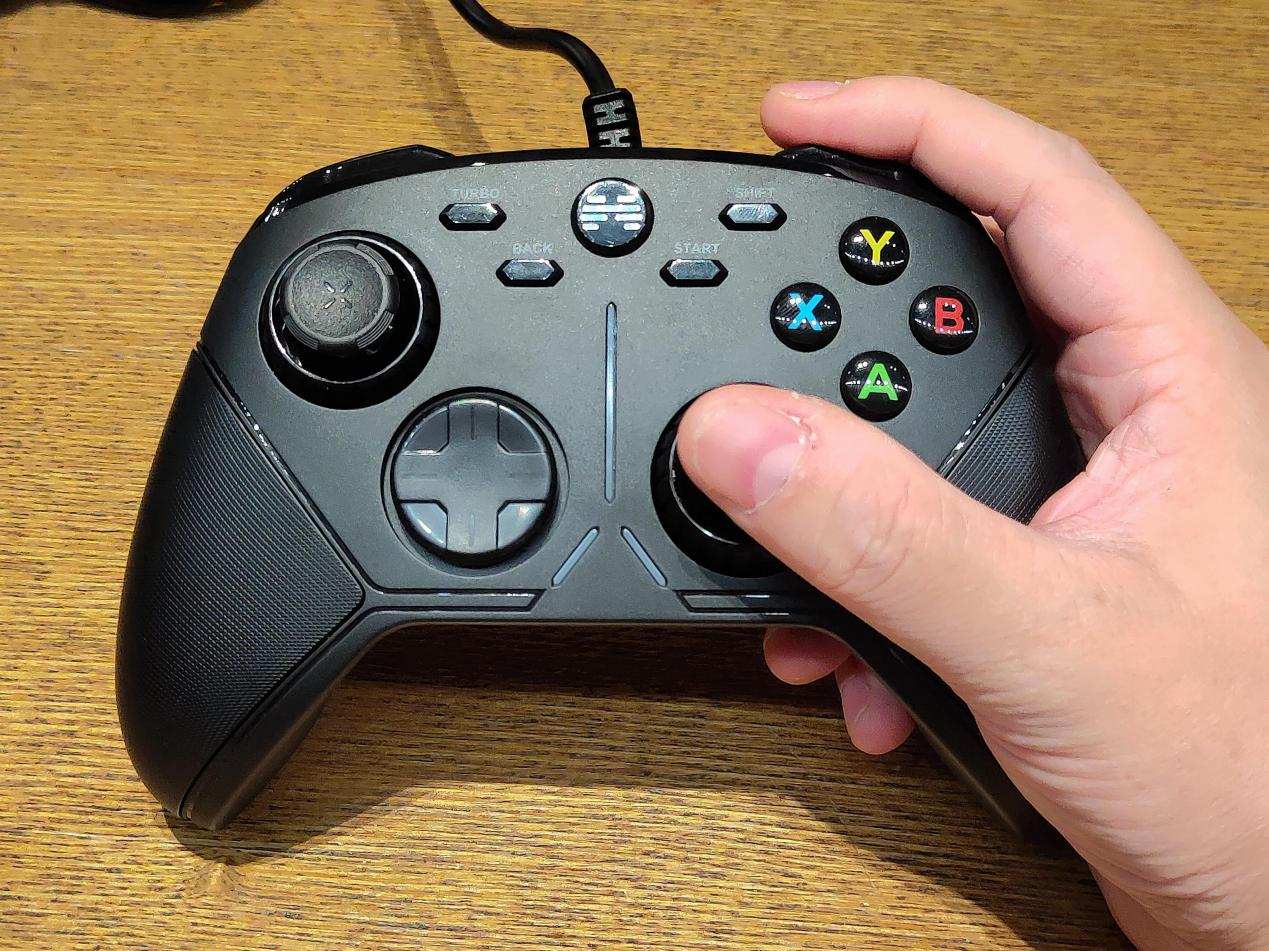 玩原神pc用什么模拟器,玩PC原神用什么手柄比较好