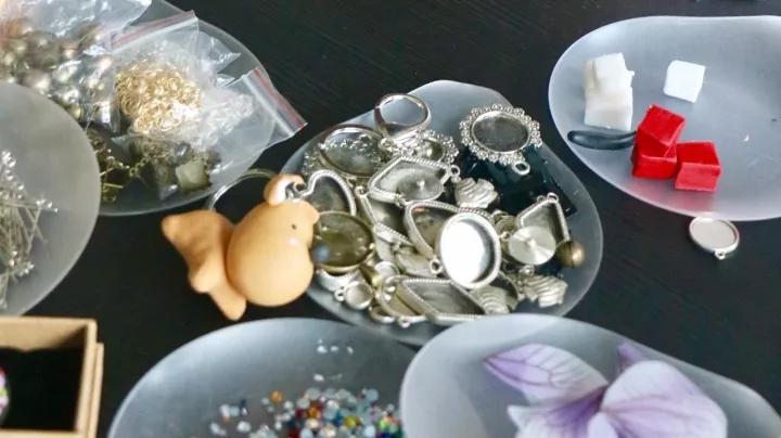 软陶手工作品挂件首饰,纯手工软陶首饰