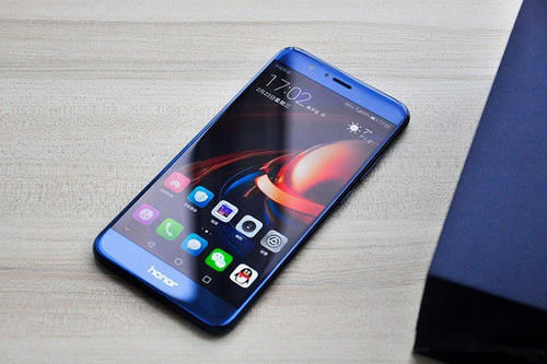 华为荣耀V10真的很给力，系统依旧非常流畅，准备再用2年再换机