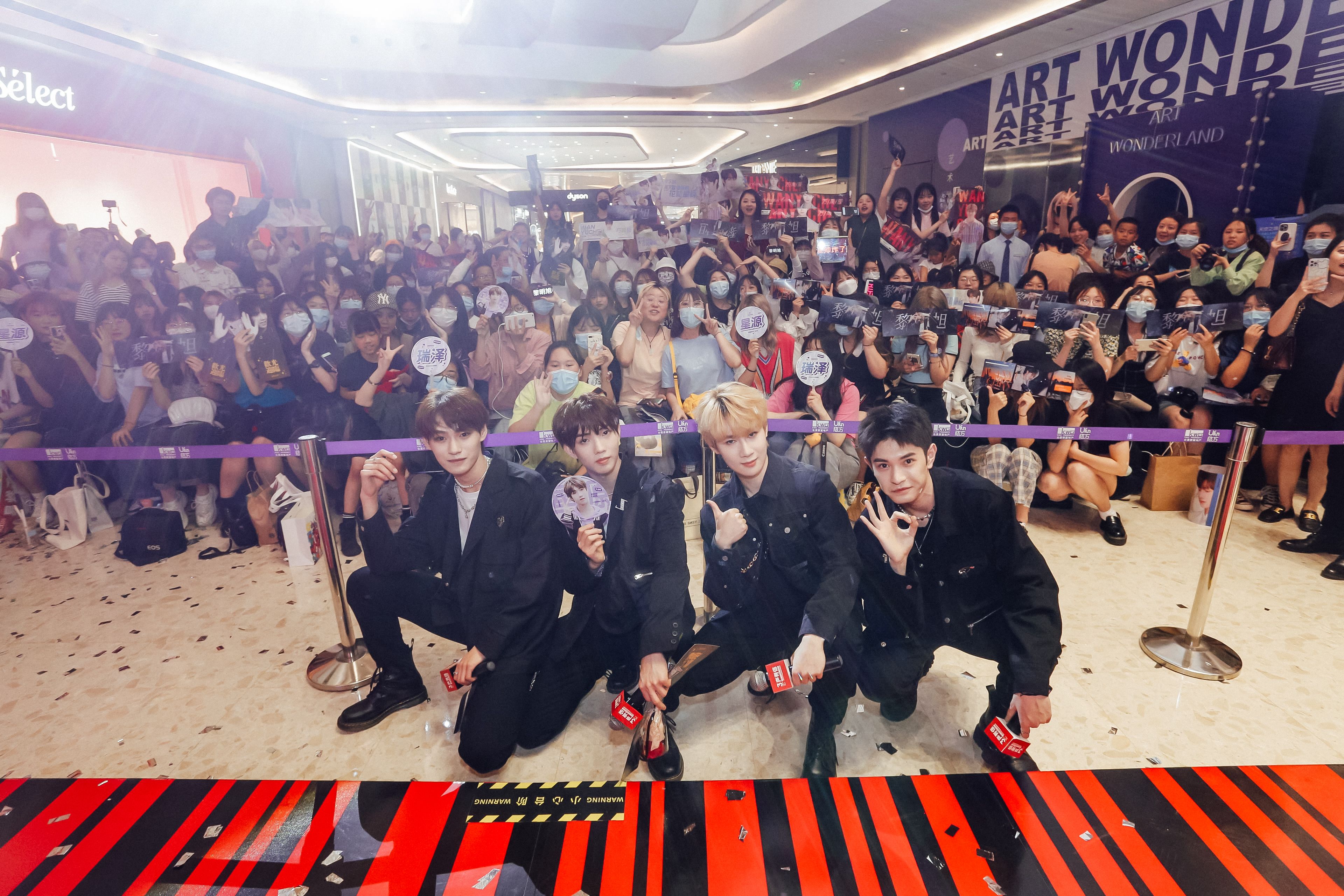 “三声有信聆听未来”主题艺术展开启合景·悠方,成都三周年庆