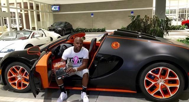 詹姆斯:我10年挣了47亿,C罗:我挣了55亿,他:你们都靠边站