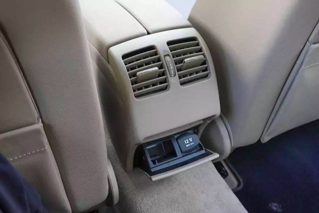 14万买奔驰C，6年只跑2万公里，收藏级