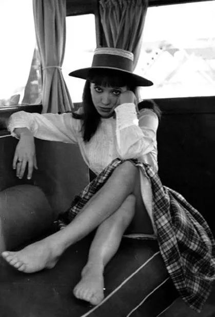 永不淘汰的格纹元素,格纹重塑经典复古摩登风强烈来袭