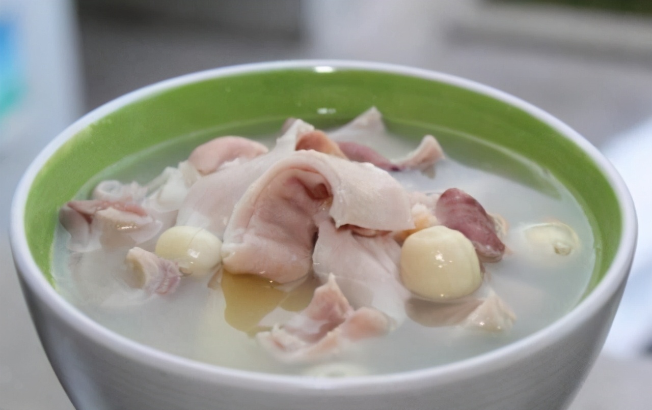 炖猪肚要不要放枸杞,炖猪肚放不放葱