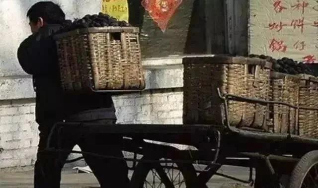 天津青年路的老照片1990年,天津市南京路图片