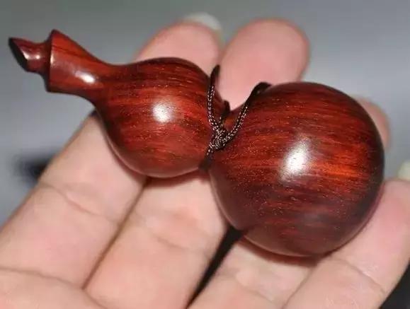 不同雕件的寓意是什么,翡翠雕件龙什么寓意