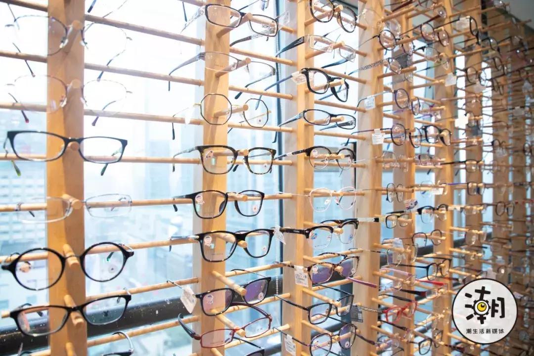 成都实惠眼镜店推荐,成都市眼镜店人气推荐