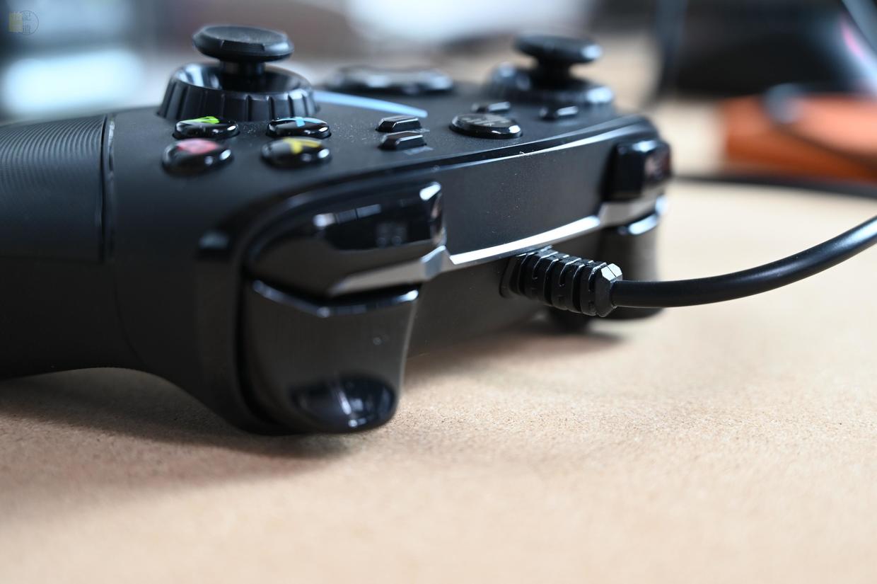 北通阿修罗3有线手柄怎么样,北通阿修罗3用的摇杆