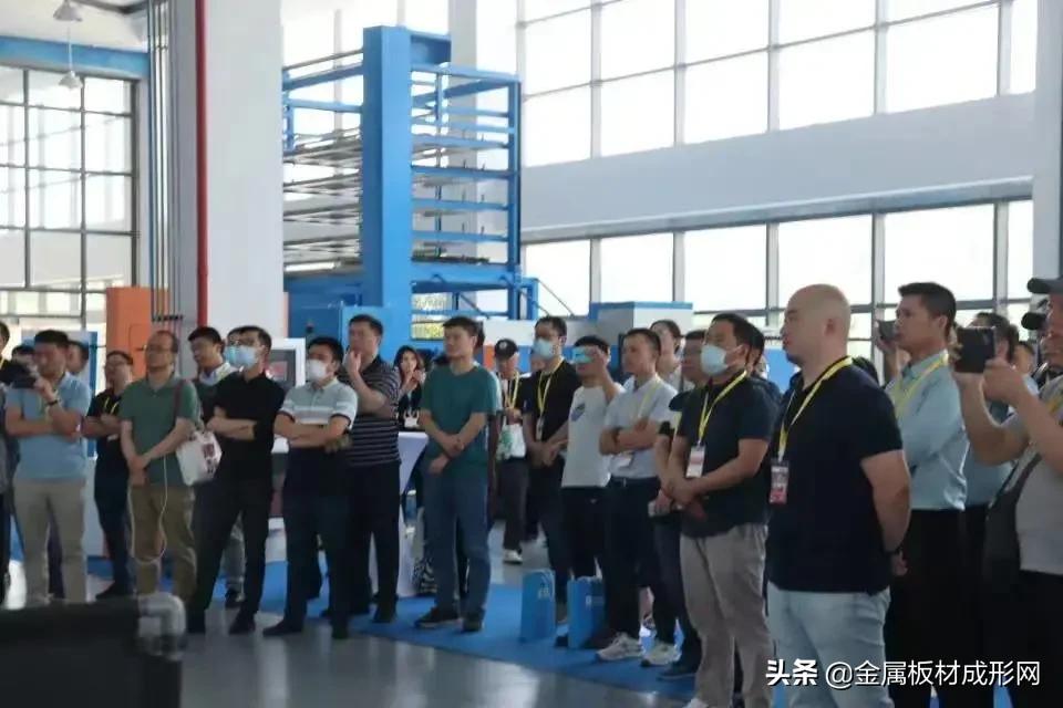 我们是个充满活力的团队,mfc金属板材成型平台