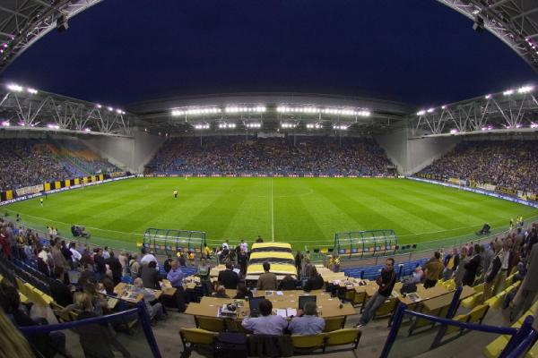 最好的封闭球场,中国全封闭球场