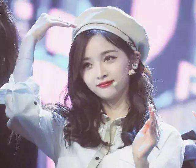 修饰扁头头型的发型,头型不好扁头适合什么发型