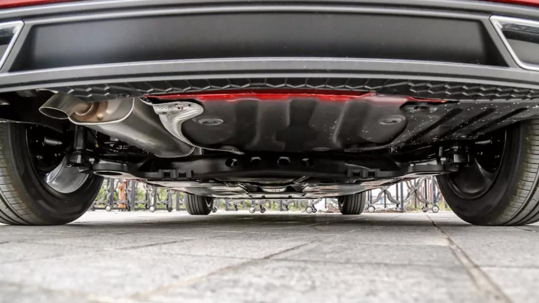 四代飞度和poloplus测评,想买大众polo好还是本田飞度好