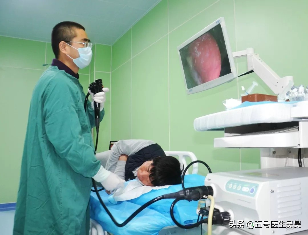 无痛胃镜检查后的注意事项有哪些,无痛胃镜肠镜陪同家属要注意什么