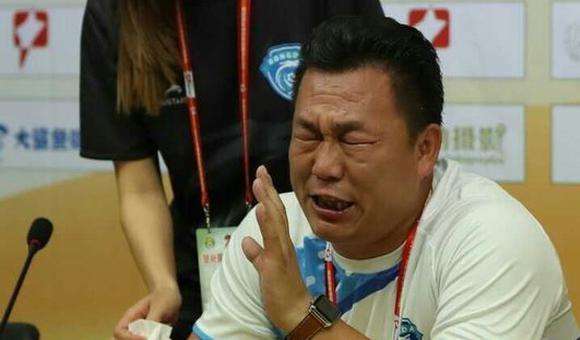 讨论▏俱乐部开不出工资和亏损几十亿谁更应该退出中国足球