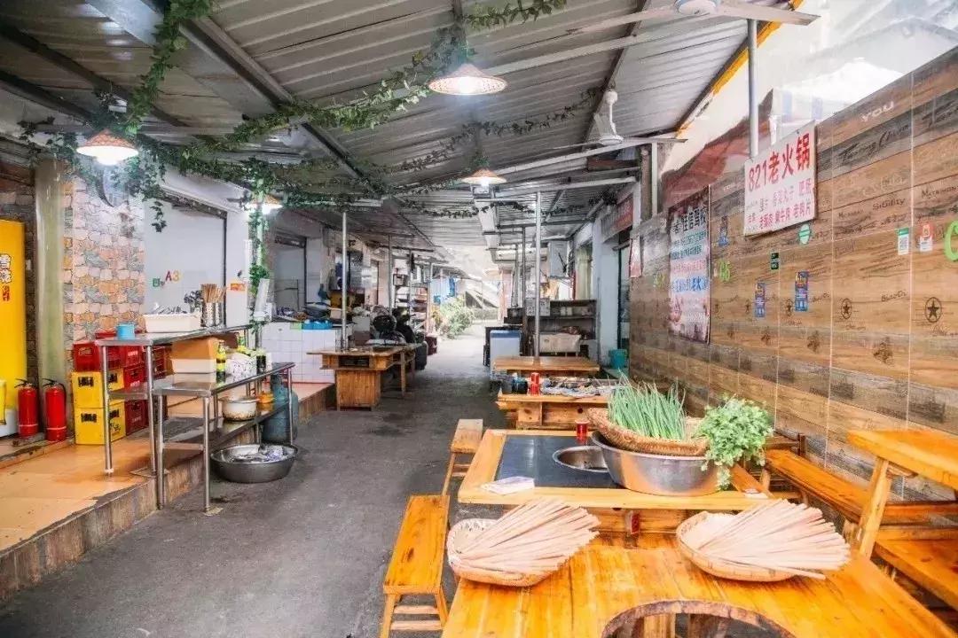 沙坪坝夏季小吃探店推荐,沙坪坝老字号美食推荐电话