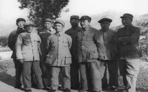 粟裕不能成为元帅的真实原因，根本不是谦虚，是资格不够