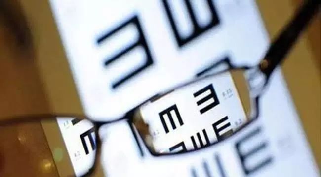 小学生近视600度会怎样,孩子眼睛近视600怎么补救