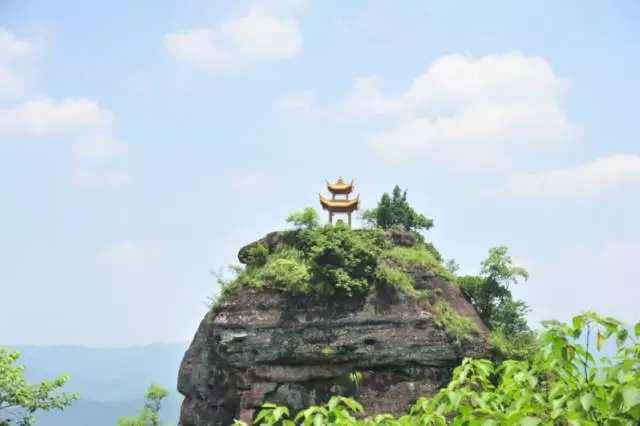 一座低调的道教四大名山，齐云山在哪里?抗疫踏春部分游客免费哦