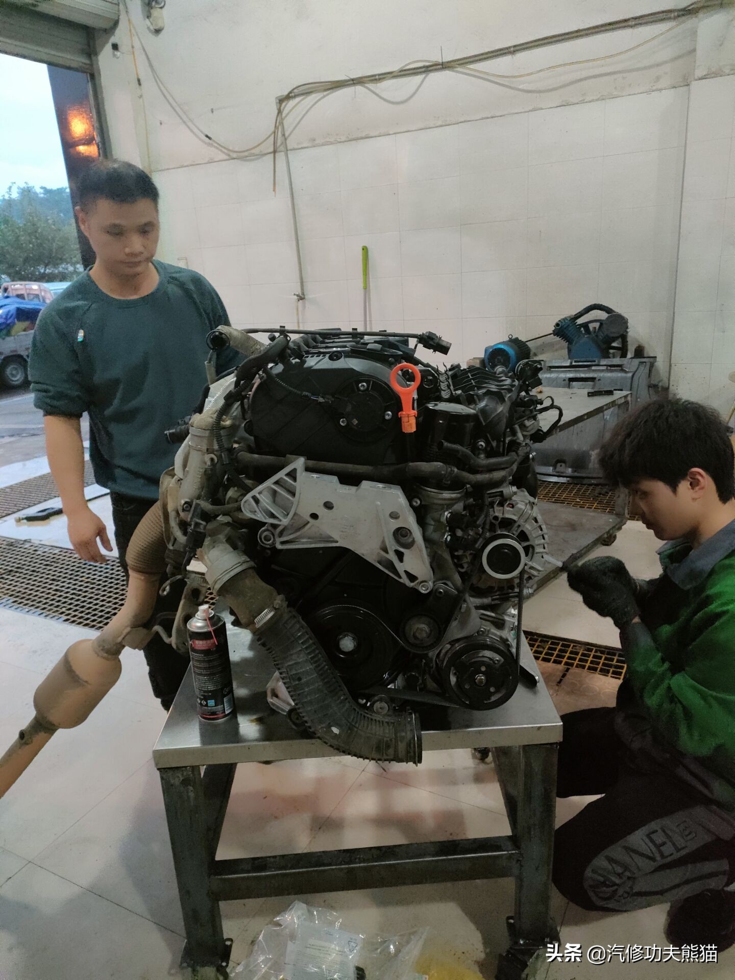 大众帕萨特烧机油维修费要多少,4s店解决不了问题该找谁