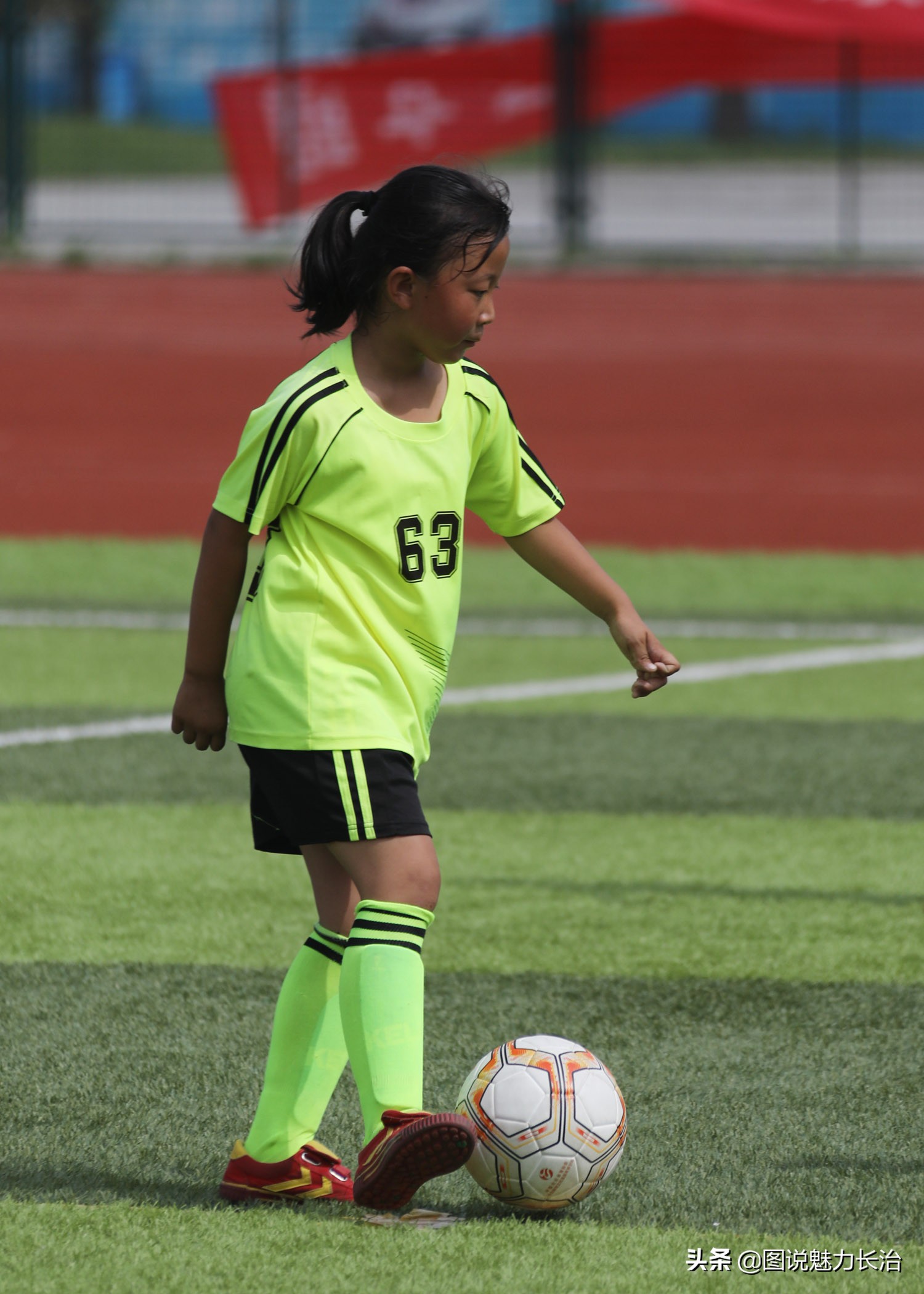 为中国女足喝彩图片,长治青少年足球比赛抽签