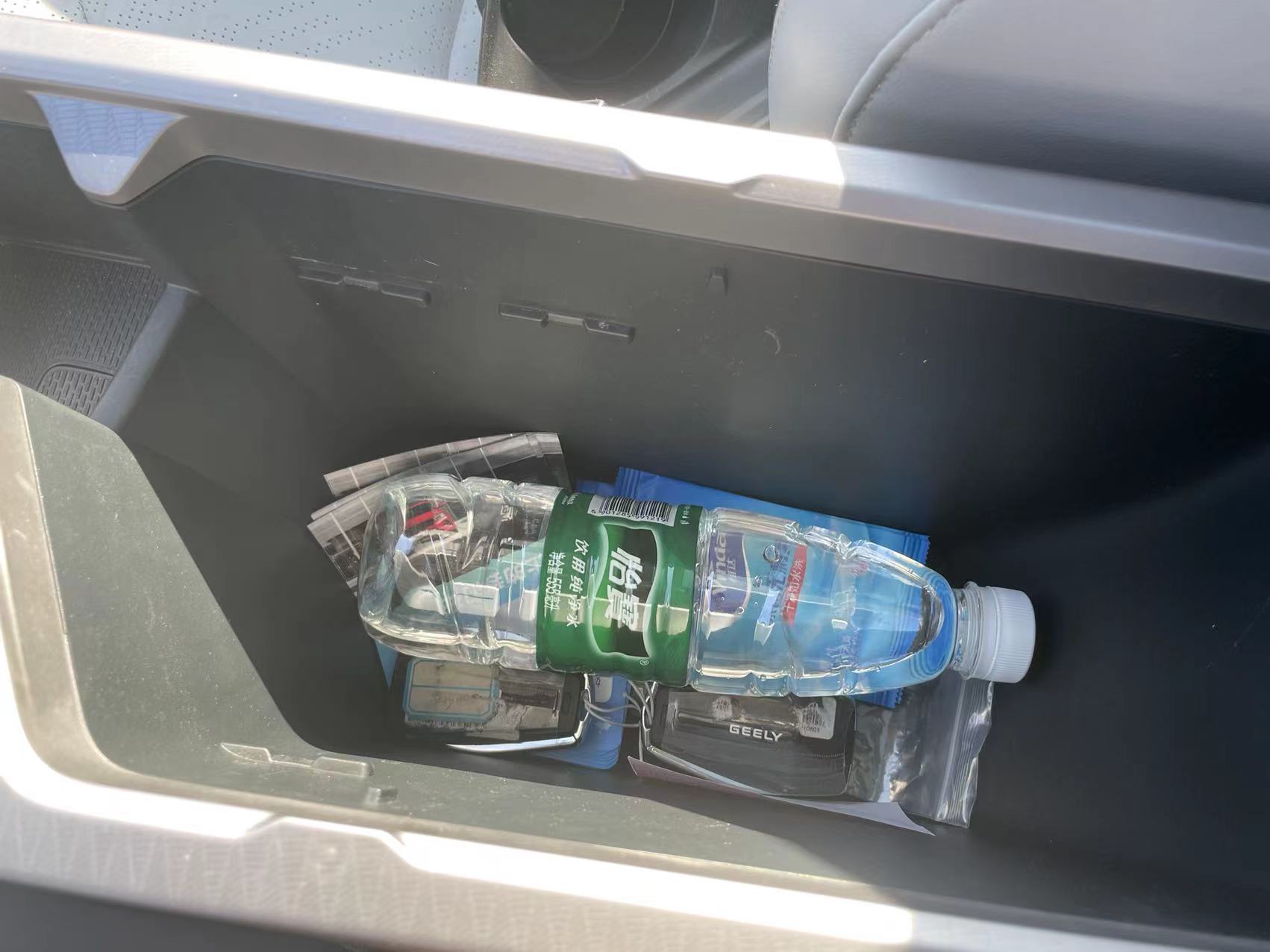 吉利帝豪四代试驾第一视角,第四代吉利帝豪体验