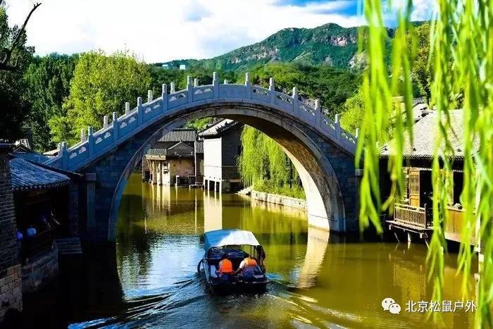古北水镇北方风情小镇,古北水镇春季美景