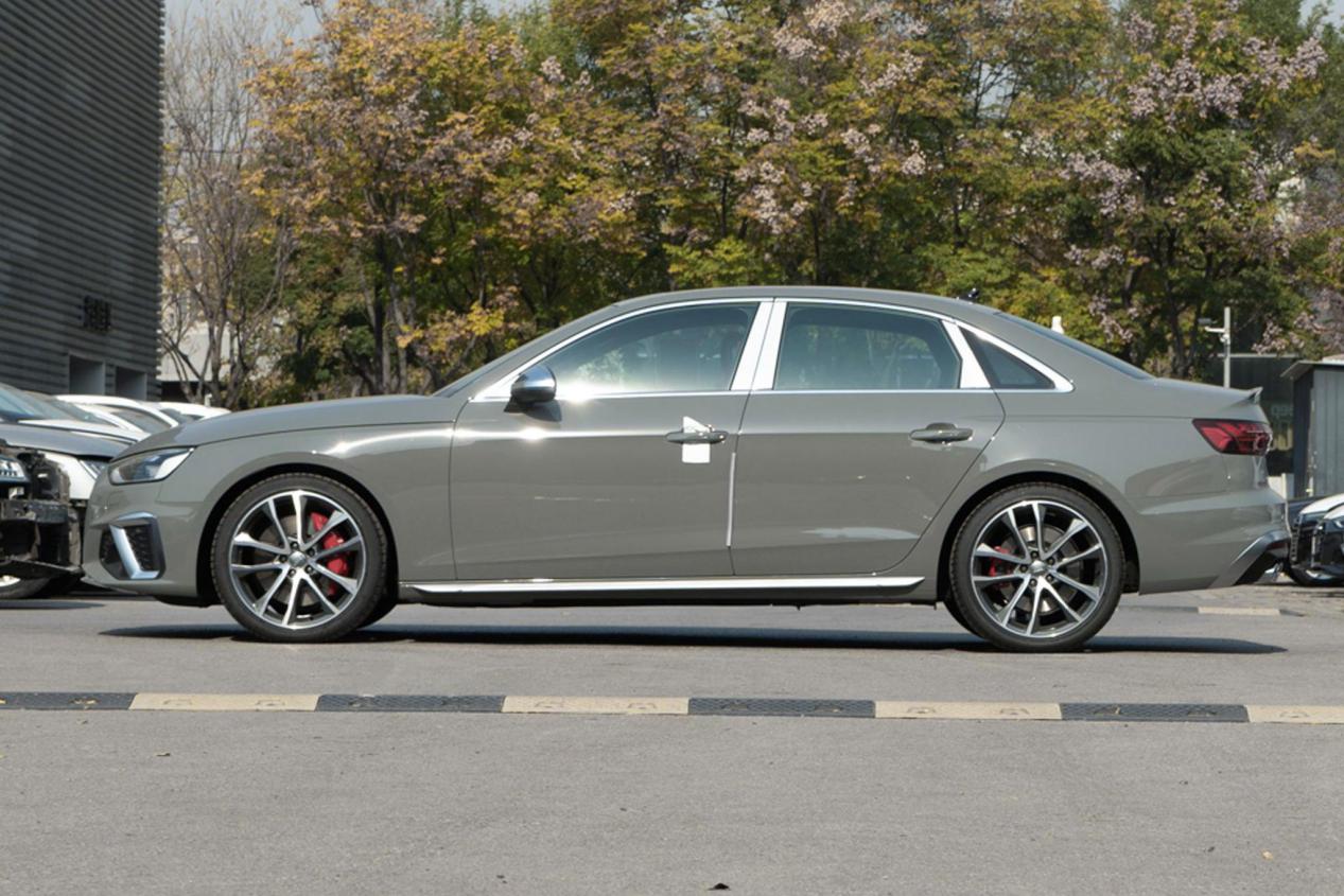 银耳奥迪s62021款,s4银耳奥迪