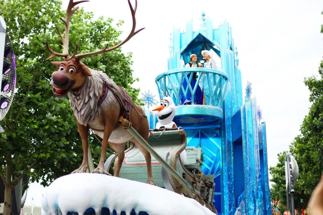 暑假去重庆两个人多少钱,暑假两个人去西藏需要多少钱